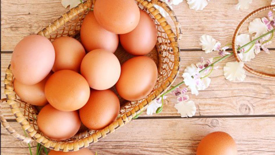 a basket of eggs